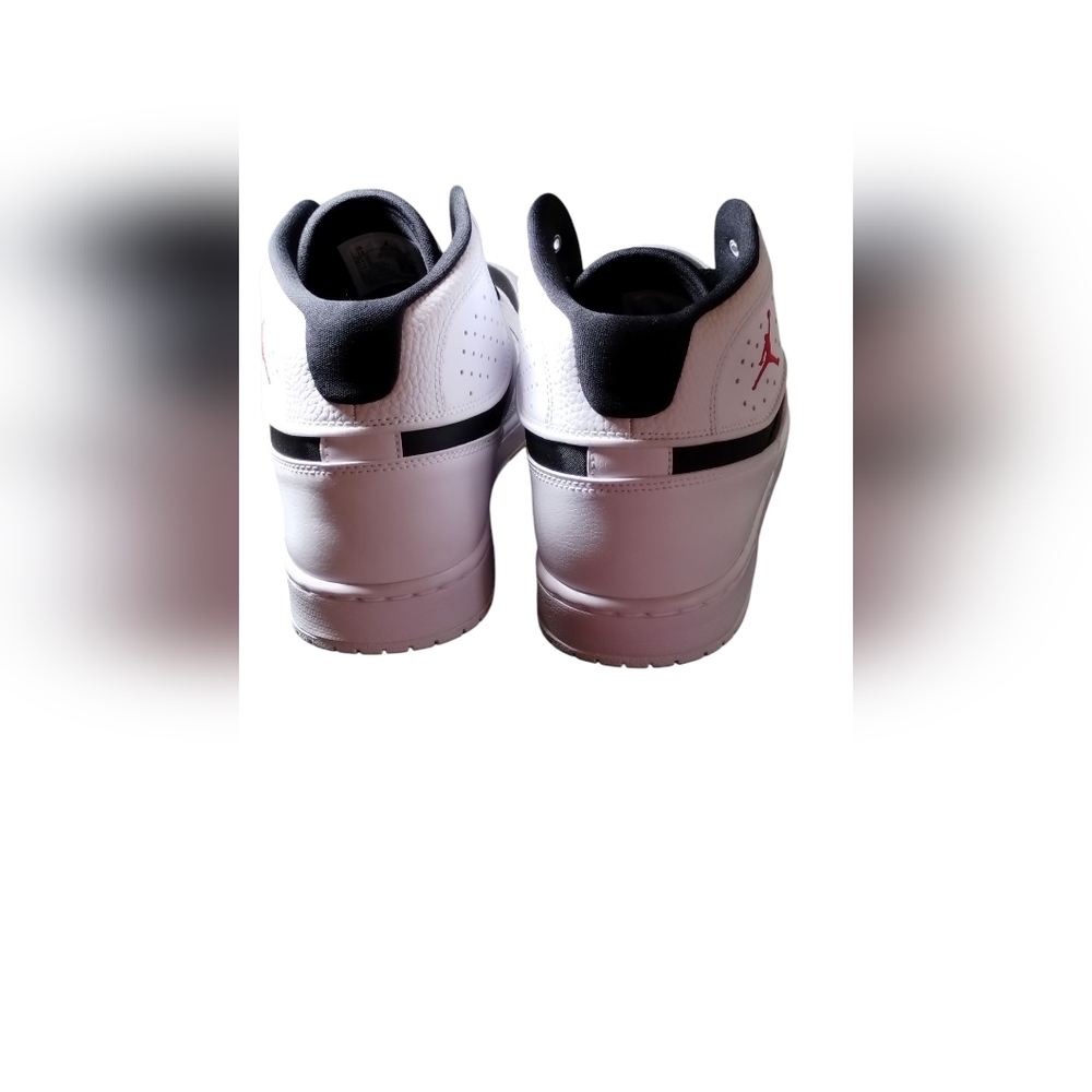 NIKE Jordan Men's Black Sneakers Athletic Size 12 New In Box NWT - Picture 14 of 16